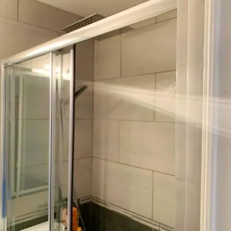 Maison D'une Avec Piscine Partagee Et Jardin Clos A